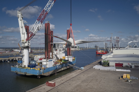 Shore power connection at Wagenborg terminal Eemshaven