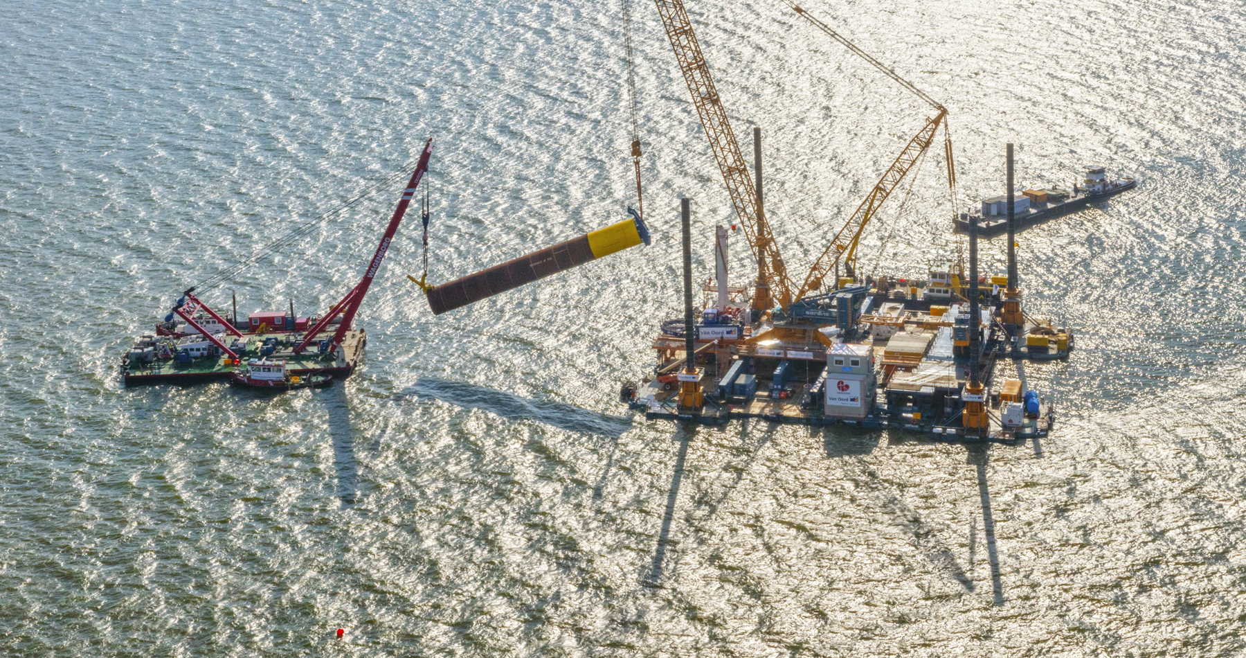 Floating crane Triton closely involved in construction of Fryslân Wind Farm