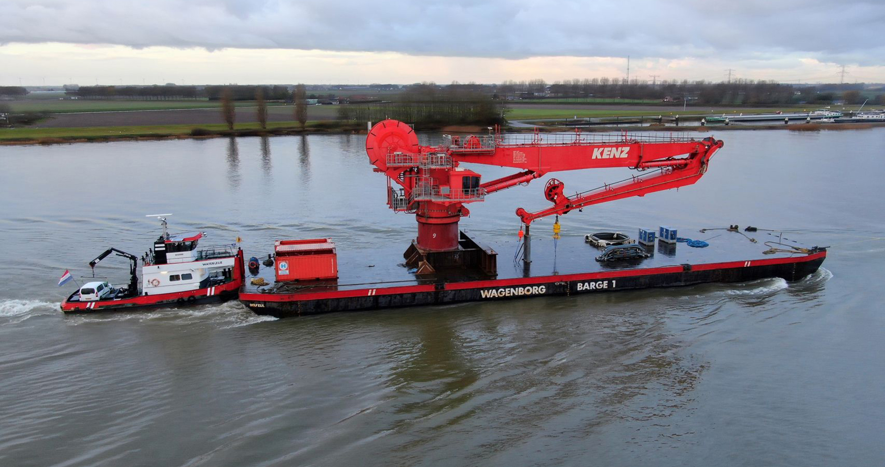 Wagenborg Barge 1 and Waterlelie tow offshore crane to Rotterdam