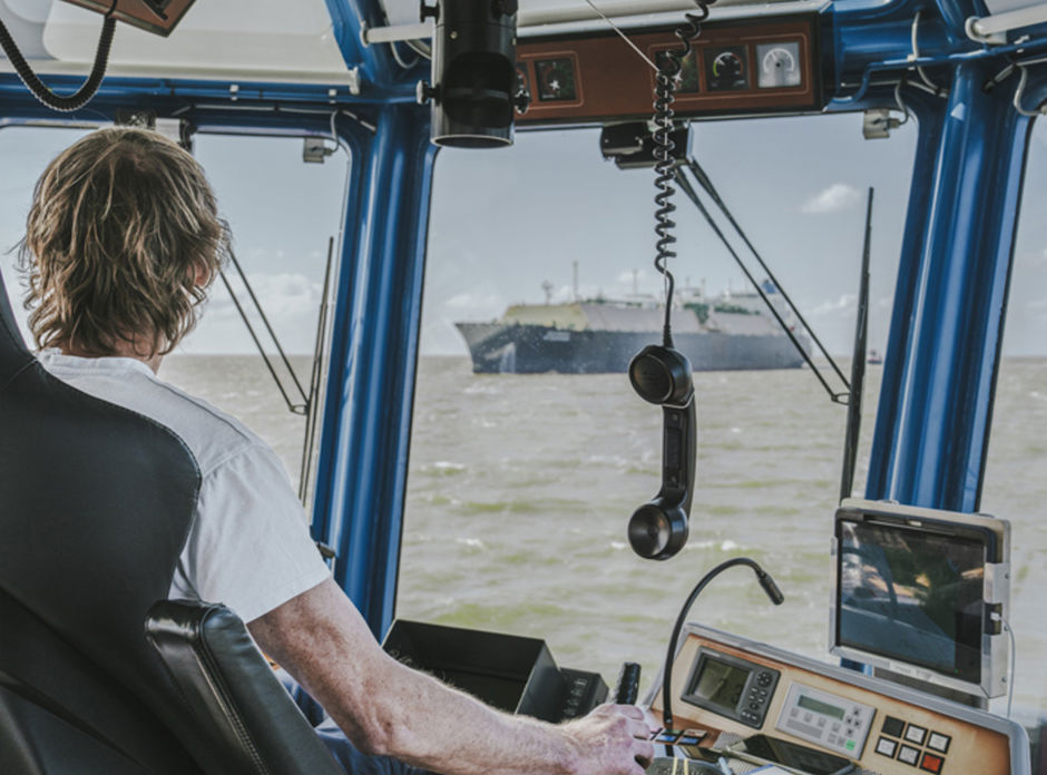 Towage05